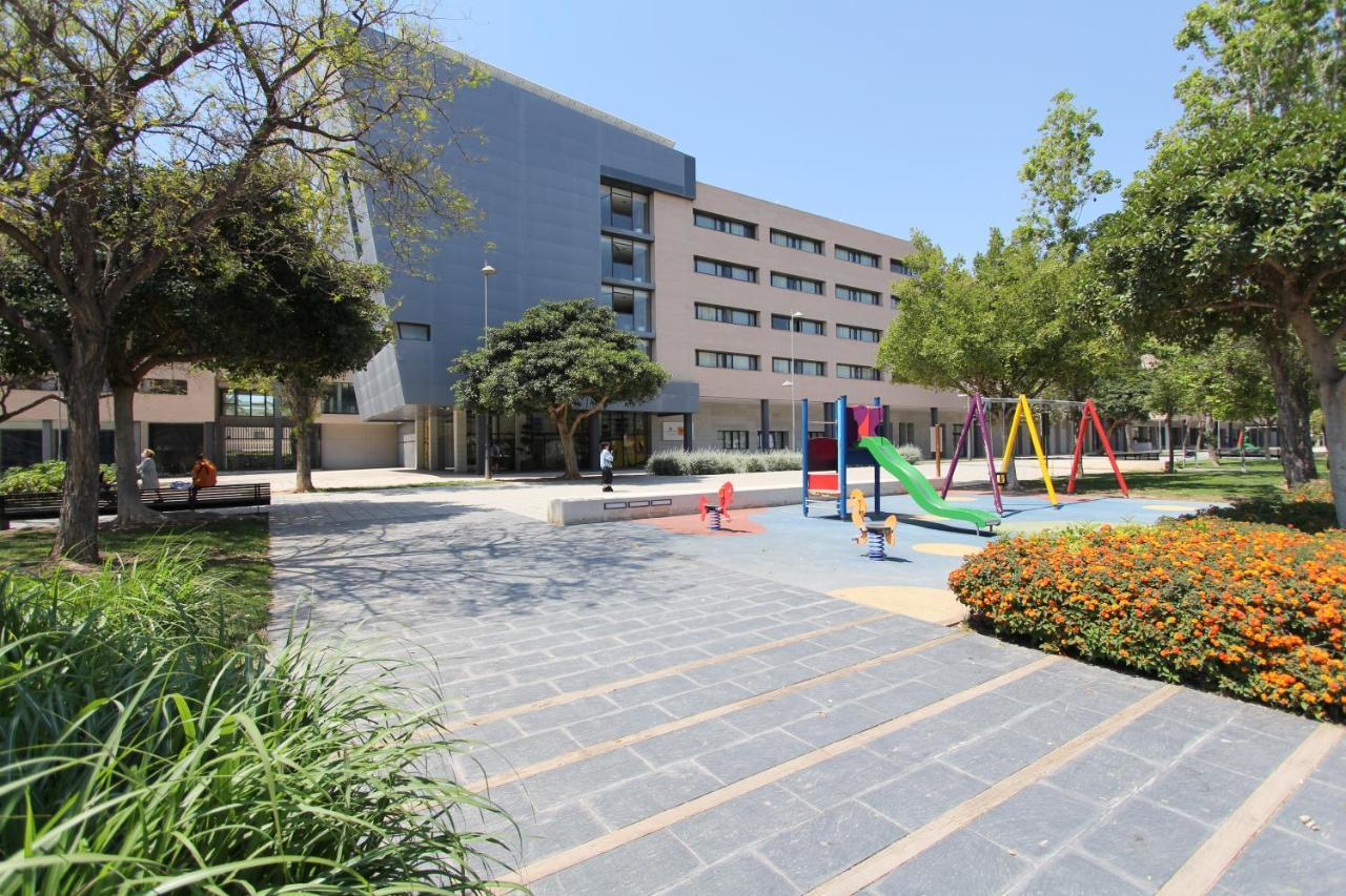 Villa Alojamiento Y Congresos - Villa Universitaria San Vicente Raspeig Exterior photo