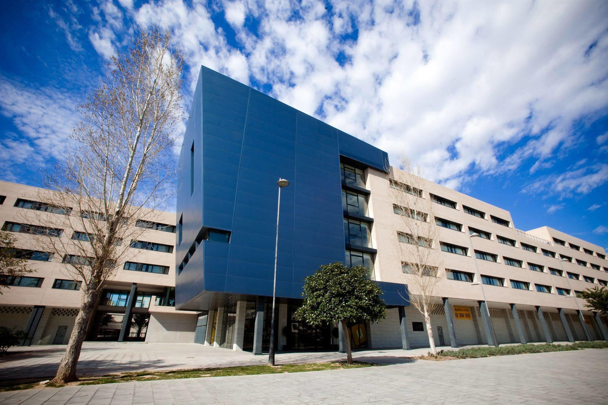 Villa Alojamiento Y Congresos - Villa Universitaria San Vicente Raspeig Exterior photo